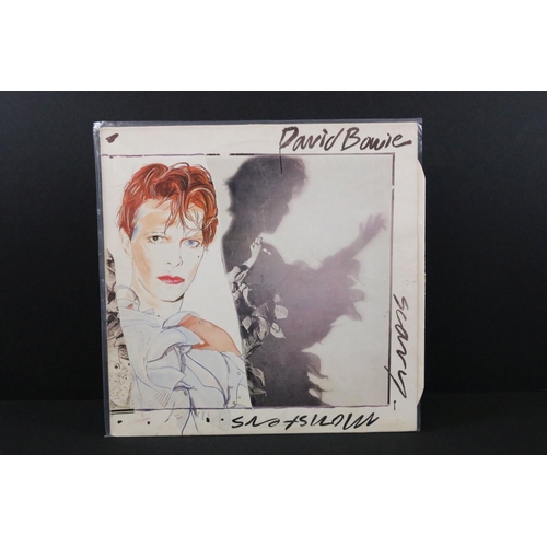 93 - Vinyl - 13 David Bowie LPs to include Diamond Dogs, Hunky Dory, Low, Pin Ups, Ziggy Stardust, Scary ... 