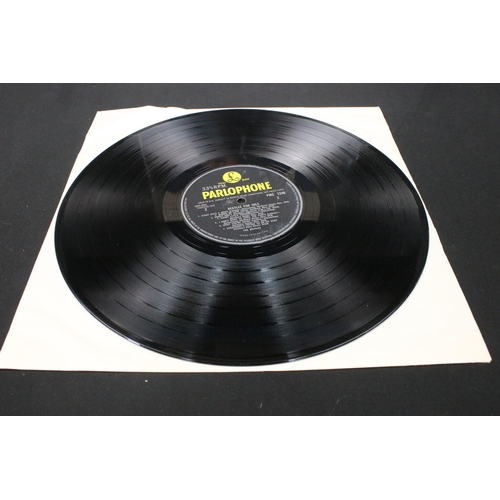 74 - Vinyl - 6 The Beatles albums to include: Please Please Me (Parlophone - PMC 1202, Yellow Parlophone ... 