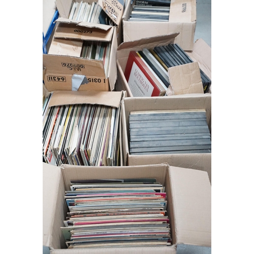 393 - Vinyl - Approx 400 classical LPs and over 45 box sets including many stereo examples. Vg+ overall