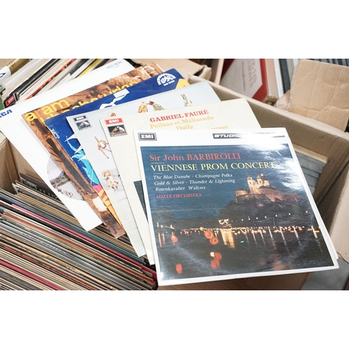 393 - Vinyl - Approx 400 classical LPs and over 45 box sets including many stereo examples. Vg+ overall