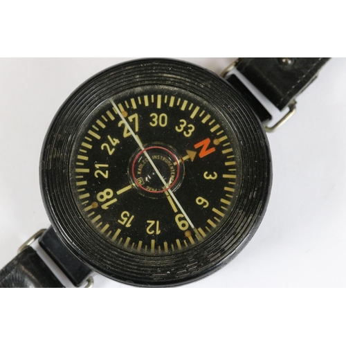 244 - WW2 German Luftwaffe Aircrew Wrist Compass, good example of a liquid filled Luftwaffe issue wrist co... 