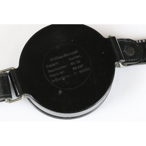 244 - WW2 German Luftwaffe Aircrew Wrist Compass, good example of a liquid filled Luftwaffe issue wrist co... 