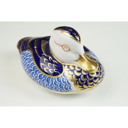 17 - Royal Crown Derby Imari pattern paperweights in the form of a field mouse with silver stopper, duck ... 