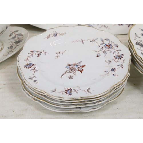 84A - Rorstrand 'Strahlsund' design Swedish dinner service set to include large oval serving platter with ... 