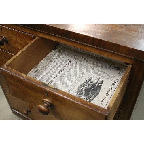 598 - Mahogany veneered tall chest of drawers with two short and three long drawers, with wooden handles, ... 