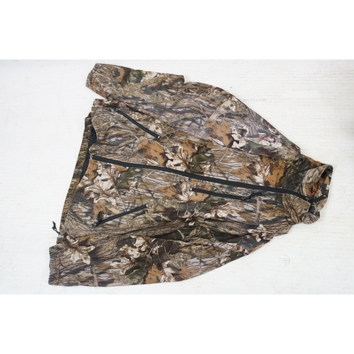 430A - Columbia Sportswear real tree camouflage hooded jacket, together with a Crooked Horn outfitter serio... 