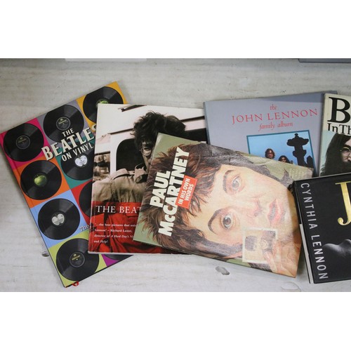 385 - Extensive collection of music related books. Artists to include Rolling Stones, the Beatles and Bob ... 