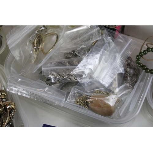 290 - Large assortment of costume jewellery to include earrings, rings, chains, beaded necklaces and brace... 