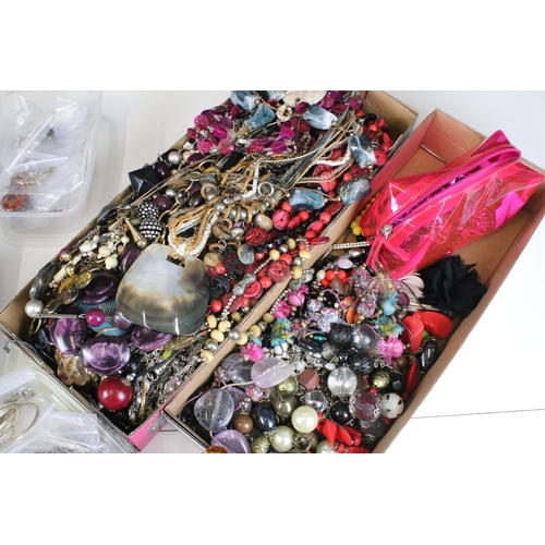 290 - Large assortment of costume jewellery to include earrings, rings, chains, beaded necklaces and brace... 