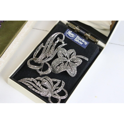 300 - Collection of costume jewellery to include silver and marcasite swan brooch, silver Viking boat broo... 