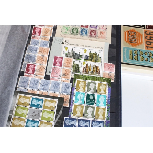 377 - Collection of mostly recent presentation pack stamps to include approx 100 + packs, mostly with asso... 