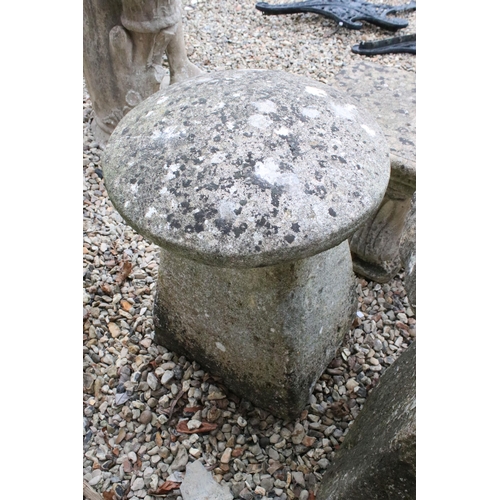 542 - Reconstituted stone staddle stone mushroom, approx. H 66cm