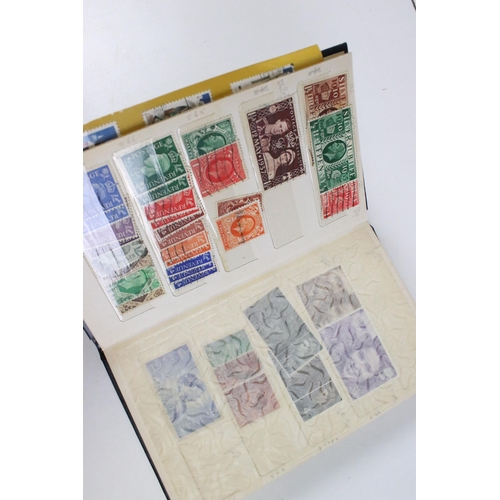 326 - Collection of stamps to include a small selection of presentation mint stamps and a selection of fir... 