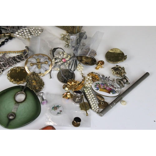 340 - Selection of costume jewellery to include silver plate card holder, metal jewelled tin, buttons, ena... 