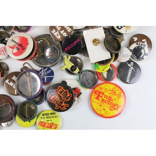 345 - Quantity of vintage pin button badges to include Boomtown Rats, Billy Connolly. Ultravox and Butlins... 