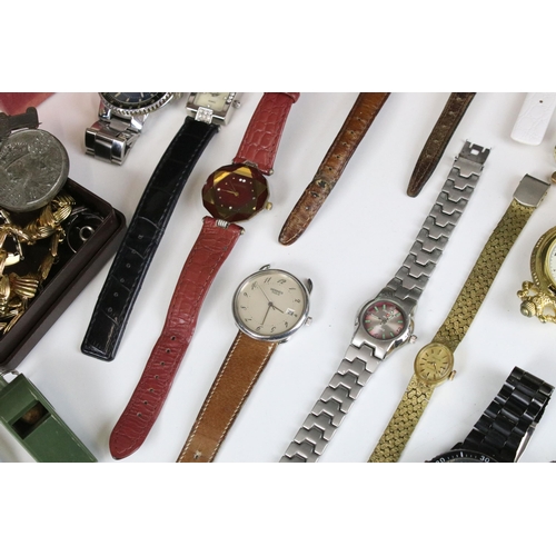 348 - Collection of assorted wristwatches to include Seiko 5, Accurist, Zurich, West Air, and a selection ... 