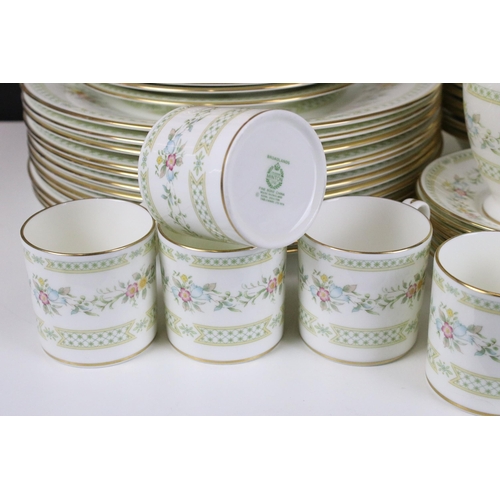 92 - Minton 'Broadlands' pattern dinner service set to include lidded serving dish, eight bowls, milk jug... 