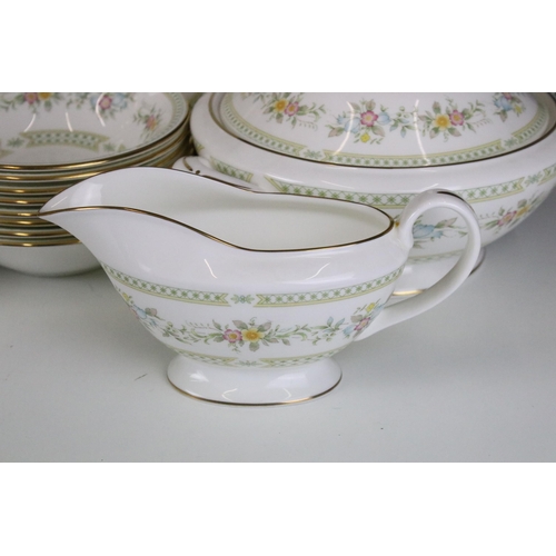 92 - Minton 'Broadlands' pattern dinner service set to include lidded serving dish, eight bowls, milk jug... 