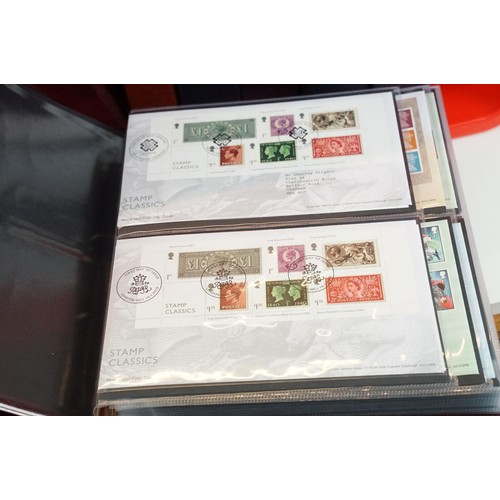 367 - Collection of Great British and commonwealth stamps to include four Stanley Gibbons albums of Austra... 