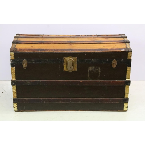 609 - Early 20th century dome topped cabin trunk, 56cm high x 91.5cm wide x 51cm deep`