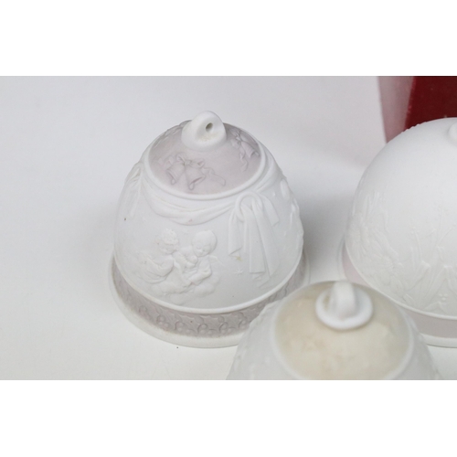 41 - Fourteen Lladro bells, to include two boxed examples, 1999 Christmas Bell and 2000 Christmas bell (1... 