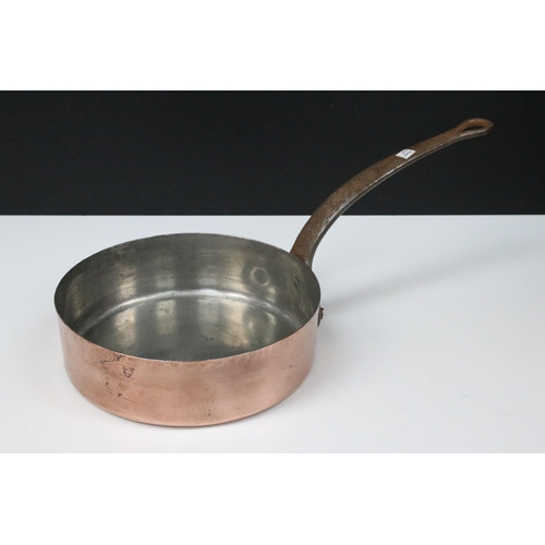 428A - Five 19th century heavy copper cooking pots