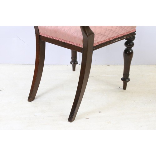 622 - Late 19th century oval mahogany extendable dining table with reeded tapered legs on castors, H 74cm,... 