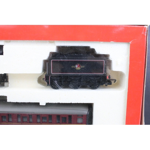 13 - Boxed Hornby OO gauge R2134M The B12/3 Locomotive Train Pack, complete