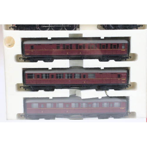 13 - Boxed Hornby OO gauge R2134M The B12/3 Locomotive Train Pack, complete