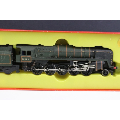 9 - Five boxed Hornby / Triang OO gauge locomotives to include R2223 BR Fowler 2-6-4T Class 4P Locomotiv... 