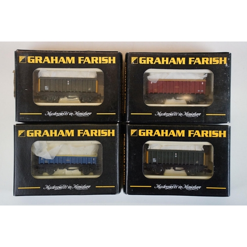 25 - 27 Boxed Graham Farish N gauge items of rolling stock to include 0802 Mk2 TSO2E Regional, 373-554 10... 