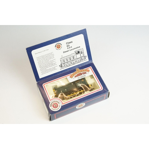 33 - Boxed Bachmann OO gauge 31-500 158 DMU 2 Car Unit Regional Railways set plus a boxed Bachmann 31-353... 