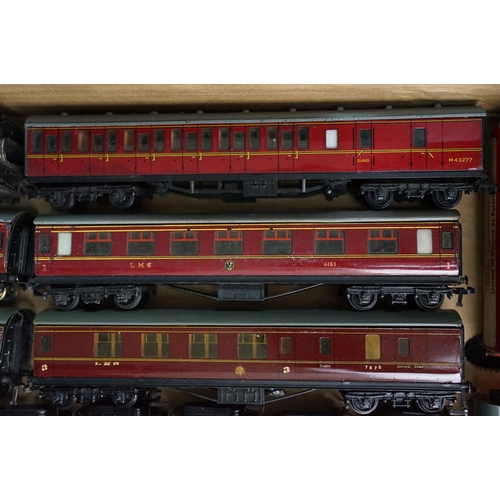 56 - Around 70 Hornby Dublo items of rolling stock to include 7 x boxed examples, plus 2 x footbridges, 3... 