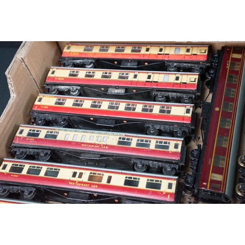 56 - Around 70 Hornby Dublo items of rolling stock to include 7 x boxed examples, plus 2 x footbridges, 3... 