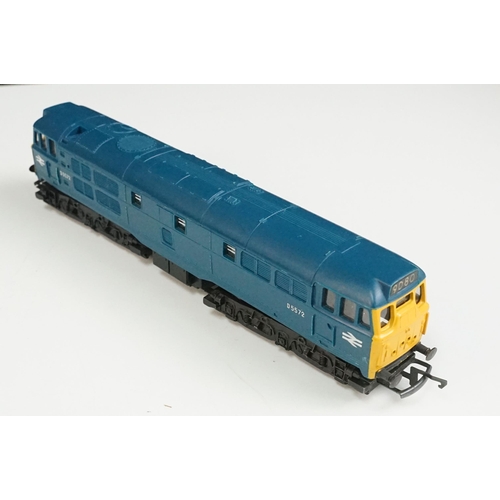 60 - Four OO / HO gauge locomotives to include 2 x 4-6-2 DB in black with tender, Triang R357 D5572 and a... 