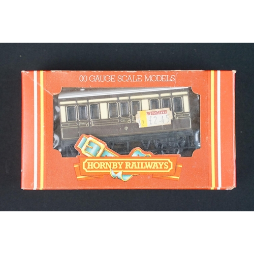 65 - 11 Boxed OO gauge items of rolling stock to include 9 x Hornby, a Lima 309059 Breakdown Crane and Ai... 