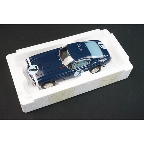 82 - Two boxed 1/18 diecast models to include Hot Wheels Elite 250 GT Berlinetta Passo Corto SWB 1961 Tou... 