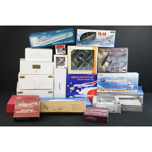 85 - 18 Boxed diecast & plastic model planes to include Dragon, Collectors Aircraft Models, WM, Herpa, Bo... 