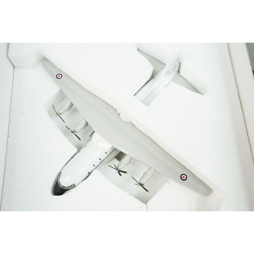 85 - 18 Boxed diecast & plastic model planes to include Dragon, Collectors Aircraft Models, WM, Herpa, Bo... 