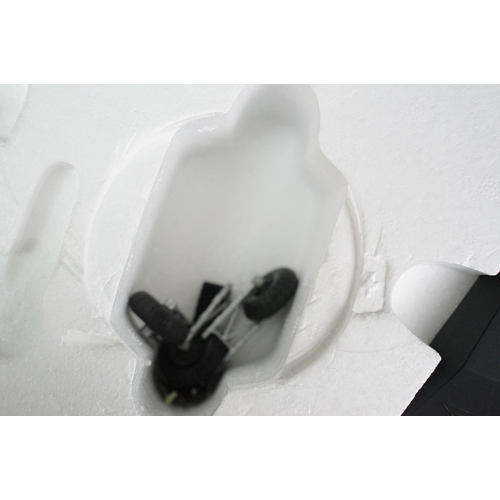 95 - Two boxed 1/72 Corgi Aviation Archive diecast models to include AA32602 Battle of Britain Memorial F... 