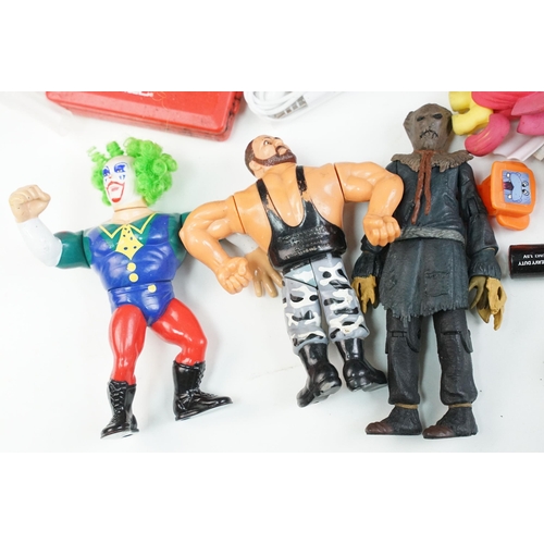 243 - Retro Gaming - Quantity of various retro gaming consoles, games and related items to include 2 x Son... 