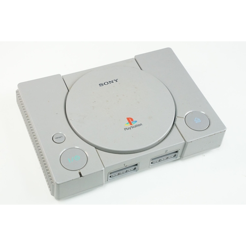 243 - Retro Gaming - Quantity of various retro gaming consoles, games and related items to include 2 x Son... 