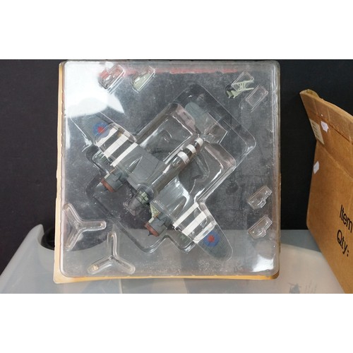 108 - Collection of boxed & carded diecast models featuring many planes, including The Hamilton Collection... 