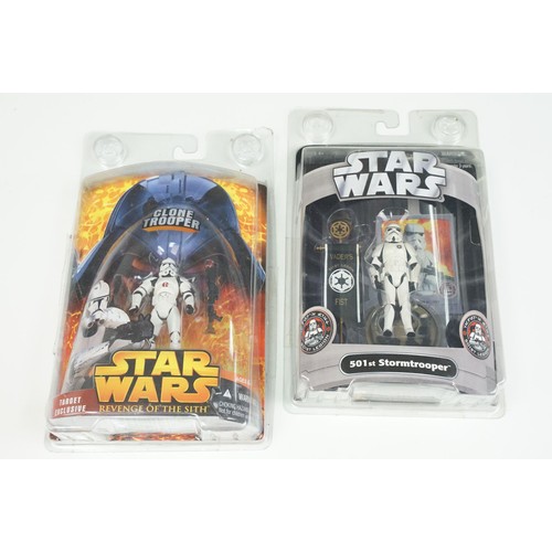 228 - Star Wars - 20 Carded Star Wars figures featuring The Saga Collection Power Droid, Silver Saga 2004 ... 