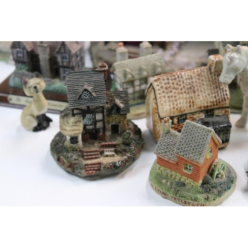 75 - Large collection of ceramic cottages to include Leonardo, Christopher Wren and Lilliput Lane example... 