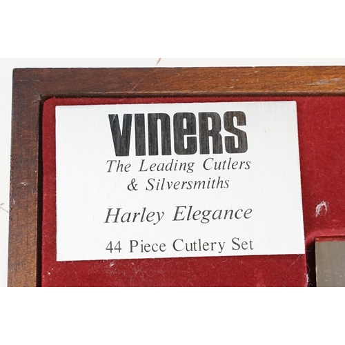 332 - Viner's ' Harley Elegance ' canteen of cutlery, 44 pieces, 6 place setting