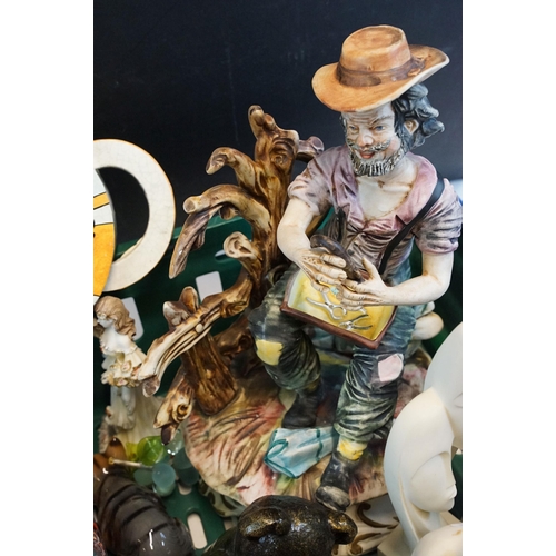 84 - Mixed collectables to include Jasper ware, Capodimonte, Aynsley, decorative plates, etc (1 box)