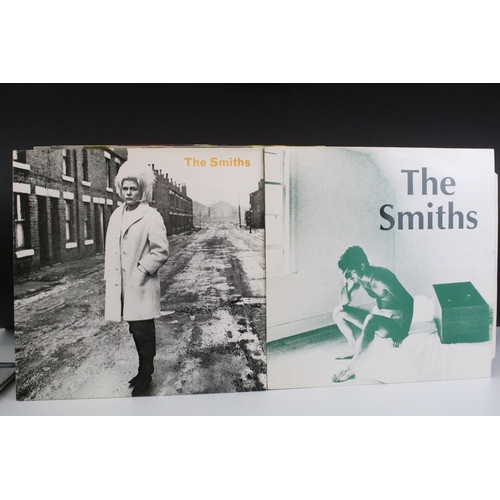 41 - Vinyl - 10 The Smiths original UK 1st pressing 12” singles to include: This Charming Man (New York) ... 