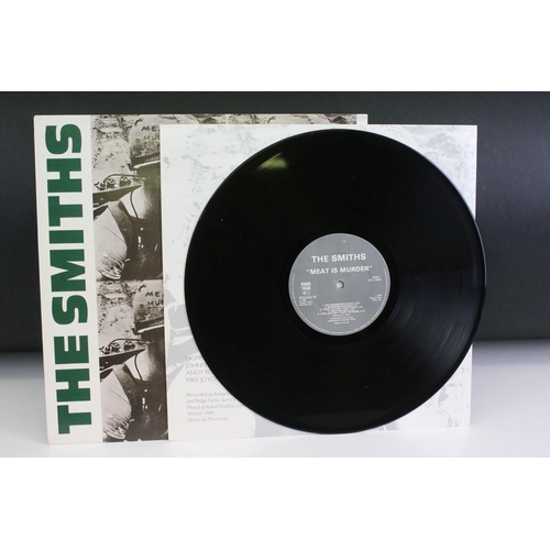 43 - Vinyl - 3 The Smiths original UK 1st pressing LP albums to include: The Smiths (ROUGH 61, with cursi... 