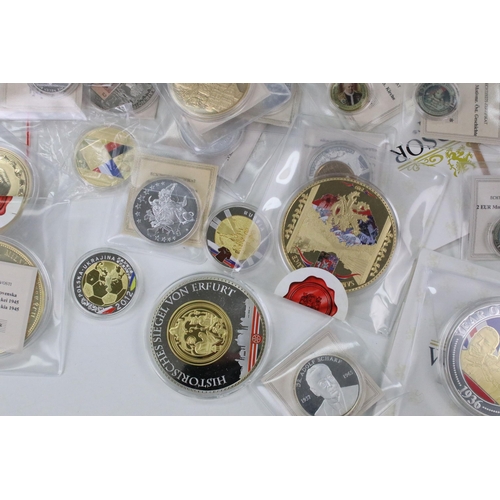 70 - A large collection of commemorative collectors coins / medallions together with a collection of Brit... 